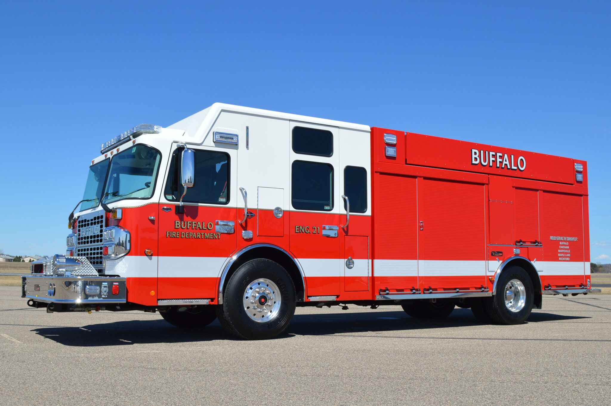 Rear Mount Pumper CustomFIRE